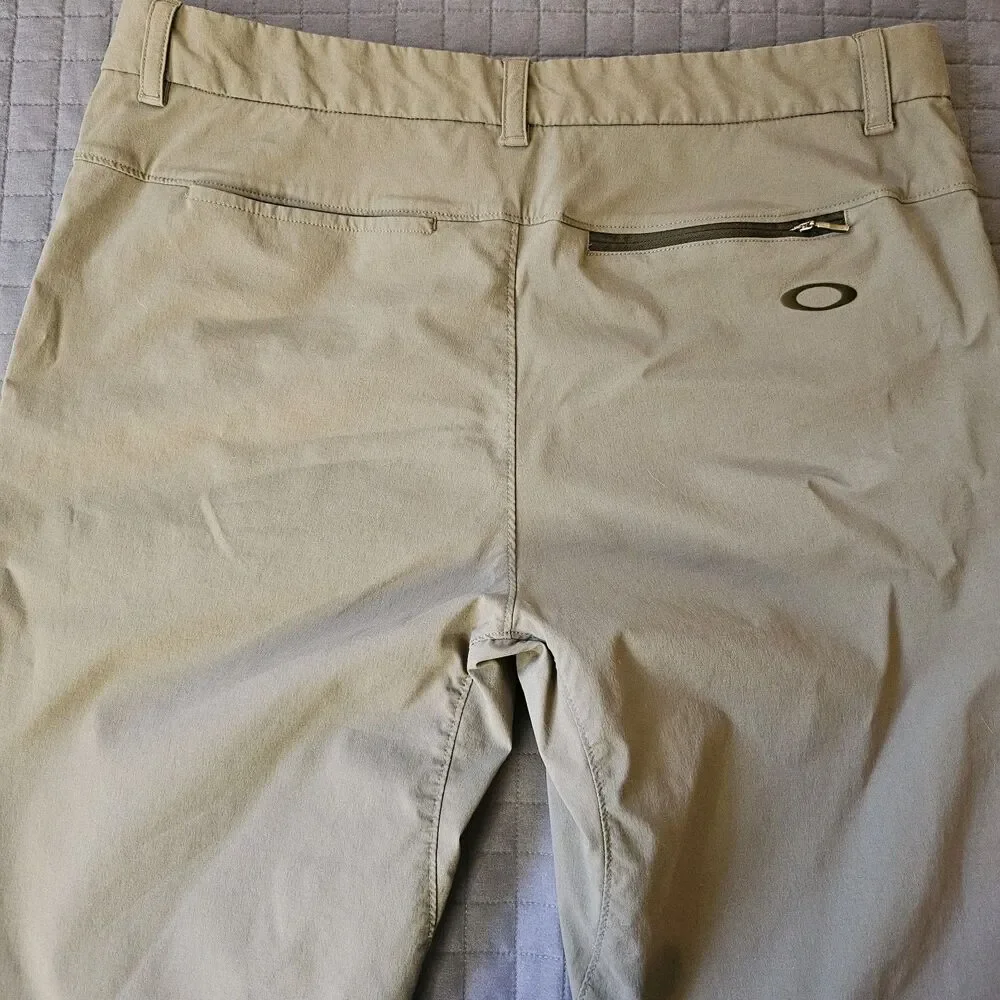 ​Oakley Mens Chino Pants 32x30 Gray Tech Casual Golf Technical Hiking Work - Picture 4 of 11